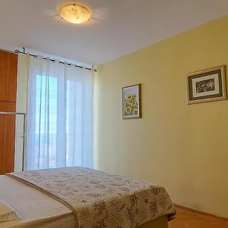 Romantic Apartment Split